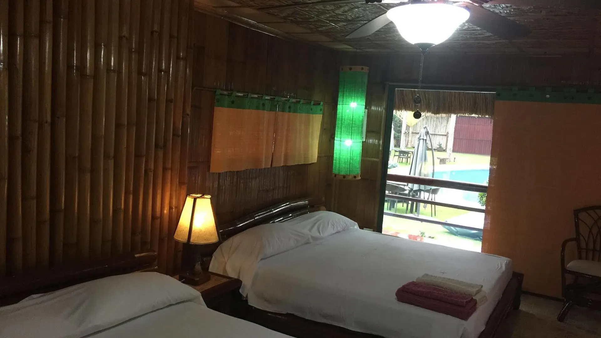 Commander Suites De Bohol Panglao Resort